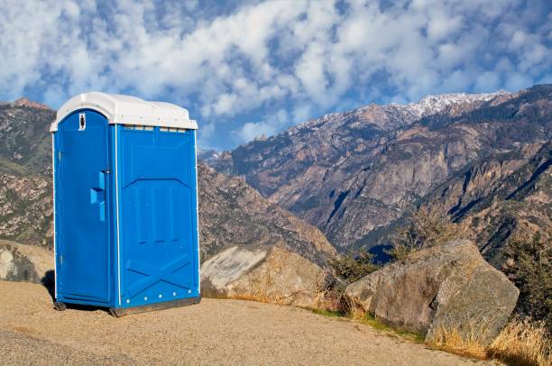 Portable Toilet Options We Offer in Shadeland, IN