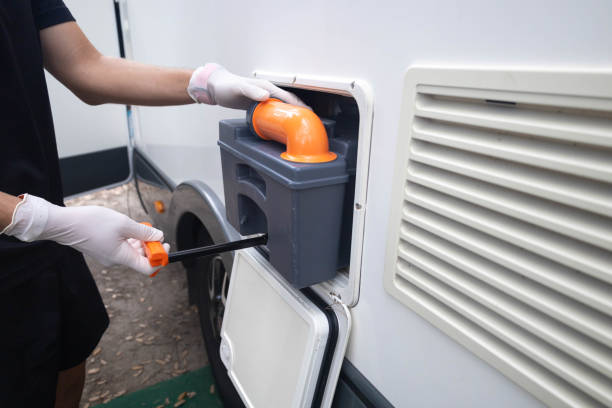 Best Portable toilet rental cost  in Shadeland, IN
