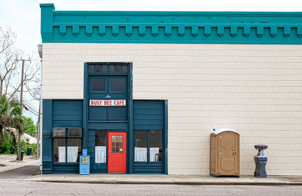 Portable Toilet Options We Offer in Shadeland, IN